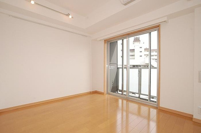 【居間・リビング】 | 新品家具付きマンション大森西12（KaGood東京）