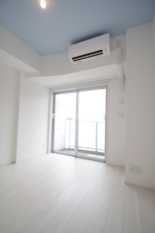 グランリーヴェル横濱プルミエの洋室