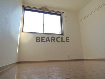 【寝室】 | 六地蔵ハイツ