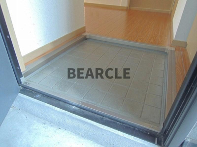 【玄関】 | 六地蔵ハイツ