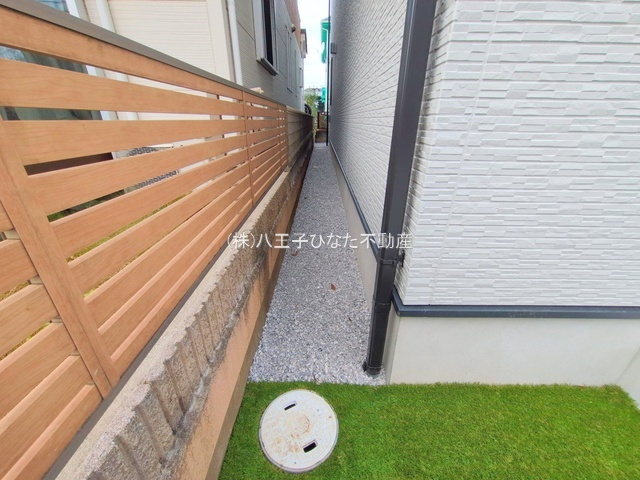 『八王子市新築戸建て』八王子市めじろ台3-41-4【仲介手数料無料】の庭|～仲介手数料無料☆八王子ひなた不動産～　八王子市めじろ台　新築戸建て