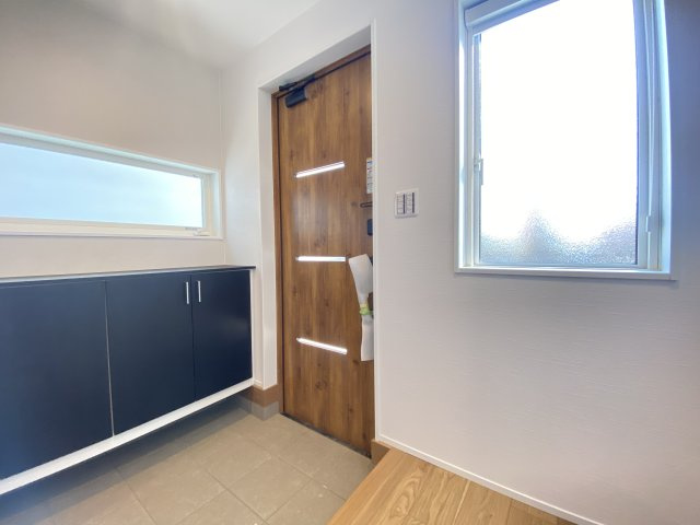 『八王子市新築戸建て』八王子市めじろ台3-41-4【仲介手数料無料】の玄関|～仲介手数料無料☆八王子ひなた不動産～　八王子市めじろ台　新築戸建て