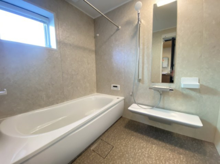 『八王子市新築戸建て』八王子市めじろ台3-41-4【仲介手数料無料】の浴室|～仲介手数料無料☆八王子ひなた不動産～　八王子市めじろ台　新築戸建て