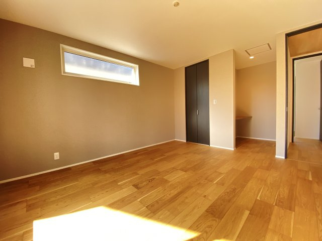 『八王子市新築戸建て』八王子市めじろ台3-41-4【仲介手数料無料】の洋室|～仲介手数料無料☆八王子ひなた不動産～　八王子市めじろ台　新築戸建て