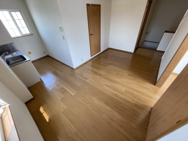 メゾンシャンポリオン　Ｃの居間・リビング|高崎、前橋のお部屋探しはエンドスケープまで！お客様の理想お聞かせ下さい♪