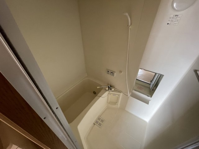 メゾンシャンポリオン　Ｃの浴室|高崎、前橋のお部屋探しはエンドスケープまで！お客様の理想お聞かせ下さい♪