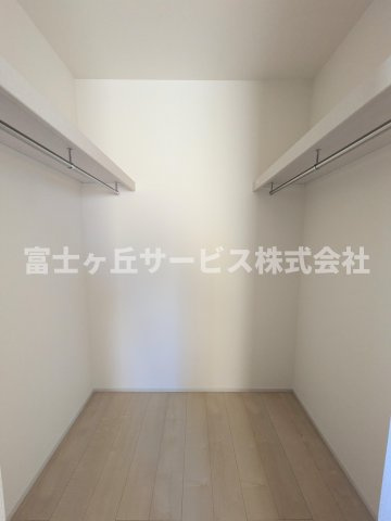 【収納】 | 磐田市掛塚 2期 新築一戸建て | ウォークインクローゼットです