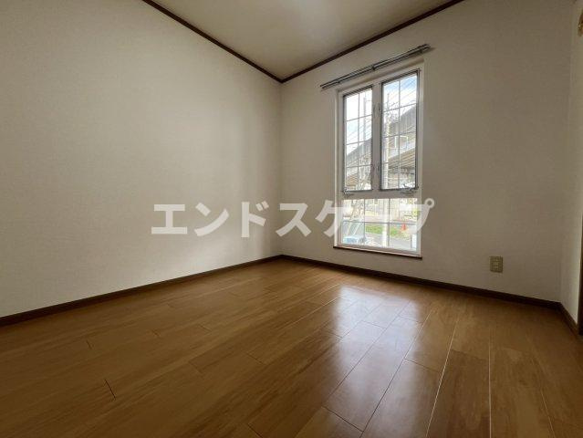 エミール　Ⅰの居間・リビング|高崎、前橋のお部屋探しはエンドスケープまで！お客様の理想お聞かせ下さい♪