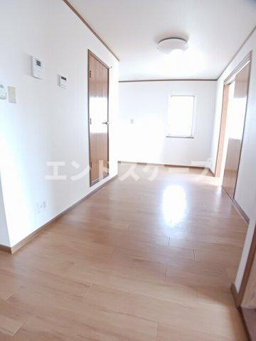 エミール　Ⅰの居間・リビング|高崎、前橋のお部屋探しはエンドスケープまで！お客様の理想お聞かせ下さい♪