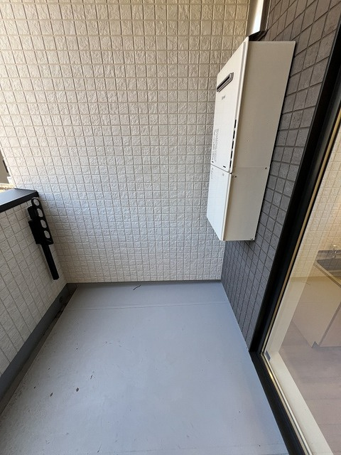 熊本市東区神園１丁目のアパートのバルコニー