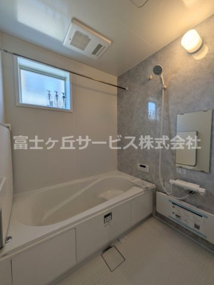【浴室】 | 富士宮市小泉 新築一戸建て 2号棟 | 日々の疲れを癒すお風呂付です