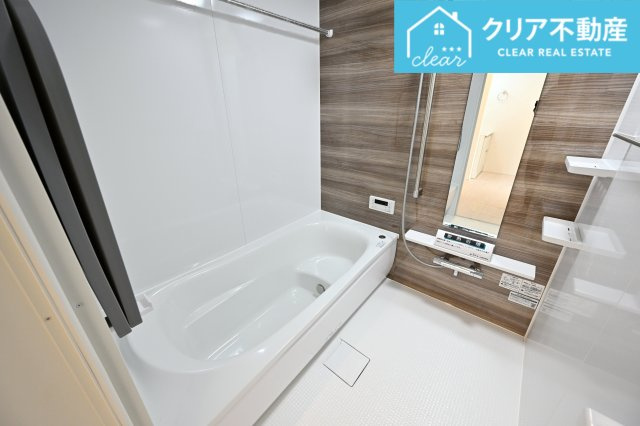 【浴室】 | 桐生市相生町2期　GRARARE　１号棟 | オートバス機能で家事をしていてもうっかりお湯があふれる心配がありません！追い炊き機能で快適な温度を維持します。