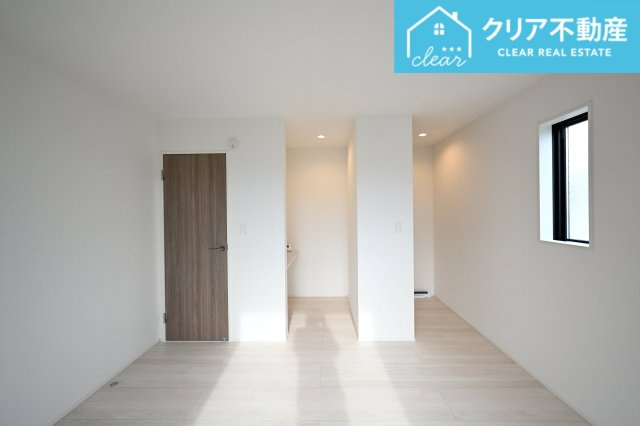 【収納】 | 桐生市相生町2期　GRARARE　１号棟 | 日当たりのよい寝室は大容量のウォークインクローゼット付き！