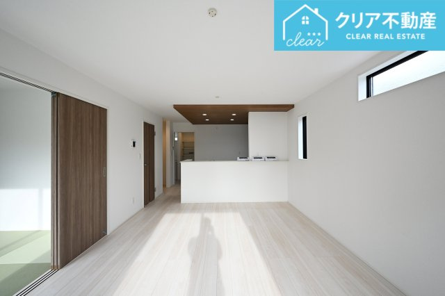 【居間・リビング】 | 桐生市相生町2期　GRARARE　１号棟 | 家族揃っての食事が楽しくなる広々としたダイニング♪