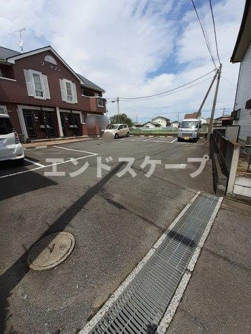 マ・メゾンの駐車場|高崎、前橋のお部屋探しはエンドスケープまで！お客様の理想お聞かせ下さい♪