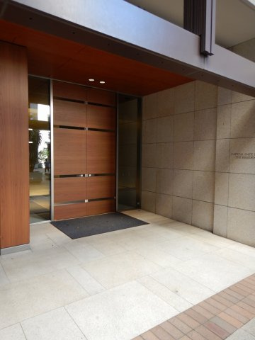 キャピタルゲートプレイスザ・タワーのエントランス