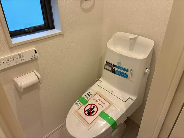 グラファーレ宇都宮市新町２棟　新築一戸建てのトイレ