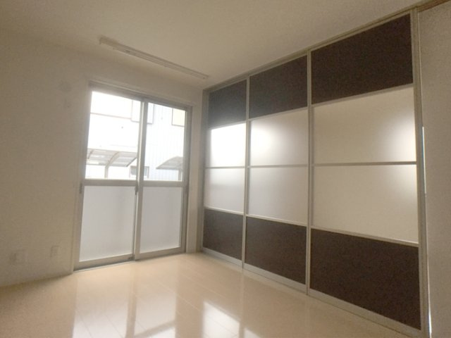 Ｎｏёｌの寝室|洋室