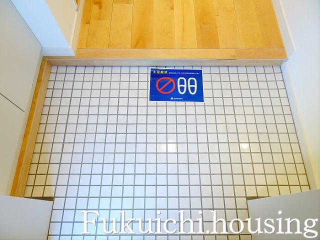 グランドール梶山の玄関