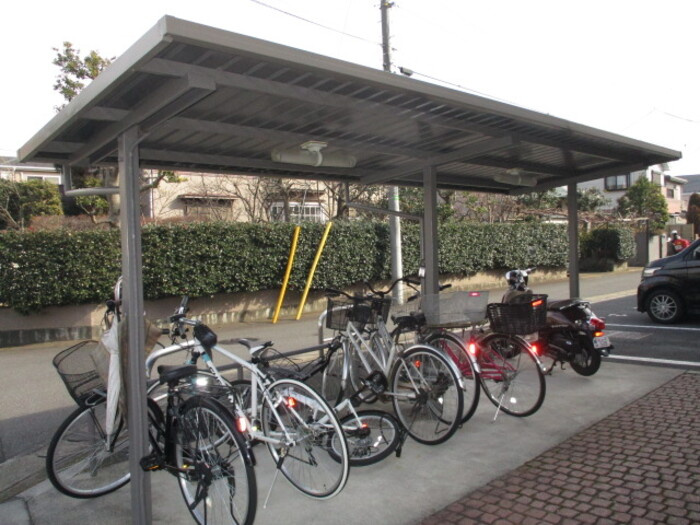エミネンス上本郷のその他共用部分|駐輪場