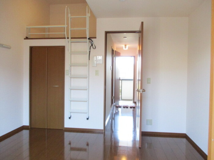 エミネンス上本郷の内装|居室