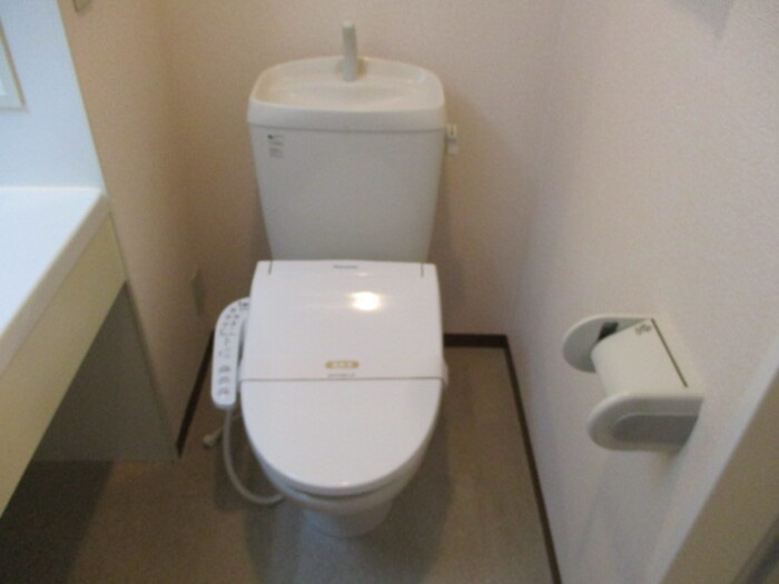 エミネンス上本郷のトイレ|トイレ 温水洗浄暖房便座