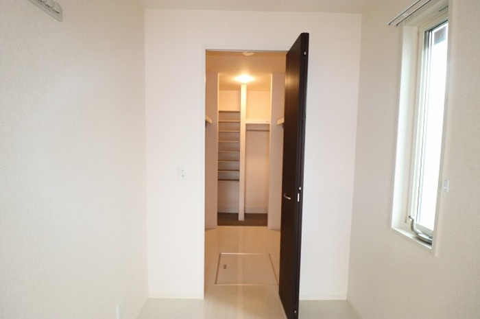 モン レーヴの収納|ウォークインクローゼット