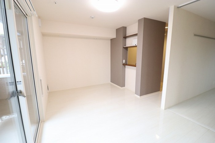 モン レーヴの居間・リビング|リビングルーム １１．２帖