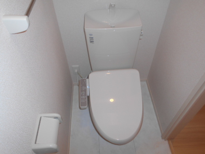 サンハイツのトイレ|トイレ 温水洗浄暖房便座