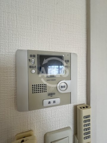 エルソル江坂のセキュリティ|エルソル江坂　モニター付きインターホン
