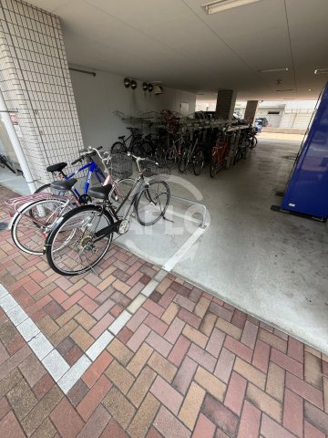 エルソル江坂のその他|エルソル江坂　駐輪場