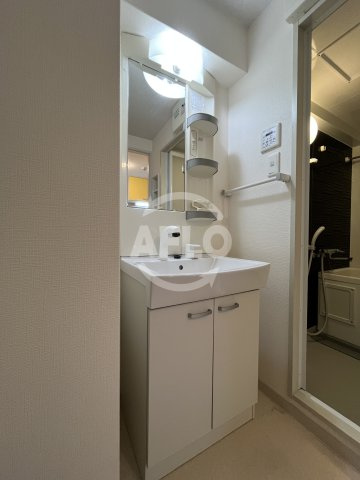 エルソル江坂の独立洗面台|エルソル江坂　洗面台