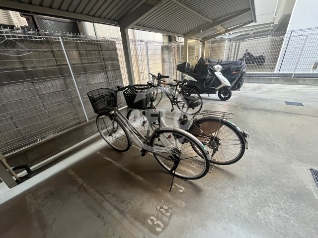 エステムコート新大阪VIIステーションプレミアムのその他共用部分|エステムコート新大阪Ⅶステーションプレミアム　駐輪場