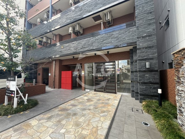 エステムコート新大阪VIIステーションプレミアムのエントランス|エステムコート新大阪Ⅶステーションプレミアム　エントランス