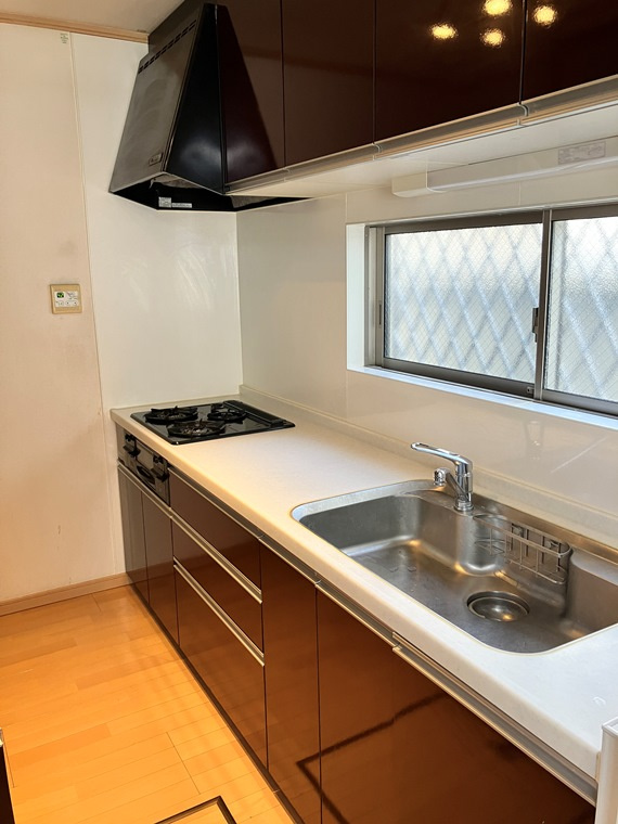 南希望が丘戸建のキッチン