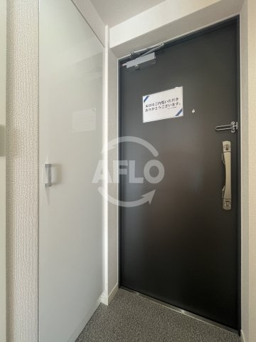 ノルデンハイム江坂垂水町の玄関|ノルデンハイム江坂垂水町　玄関