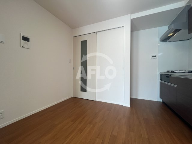 ノルデンハイム江坂垂水町の内装|ノルデンハイム江坂垂水町　リビング