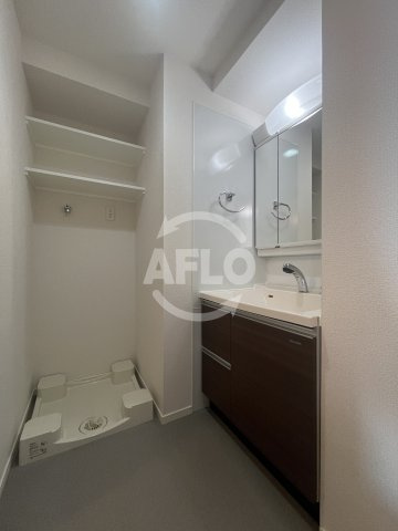 ノルデンハイム江坂垂水町の独立洗面台|ノルデンハイム江坂垂水町　洗面台