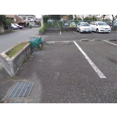 【内装】 | グレースコートＢ棟駐車場