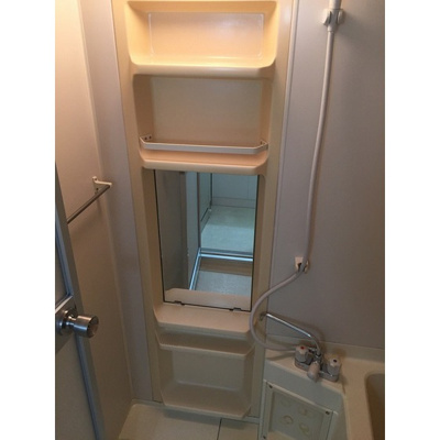 【浴室】 | フォーレスト嶋崎 | 浴室鏡