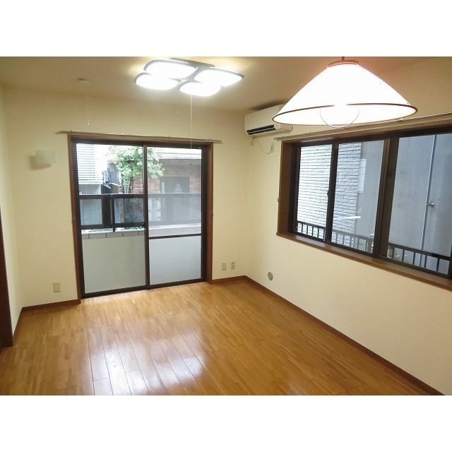 Ａｂｏｄｅ　Ａｚａｂｕの居間・リビング|リビングダイニング