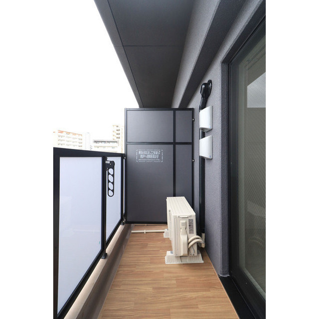 アドバンス西梅田ビオスのバルコニー