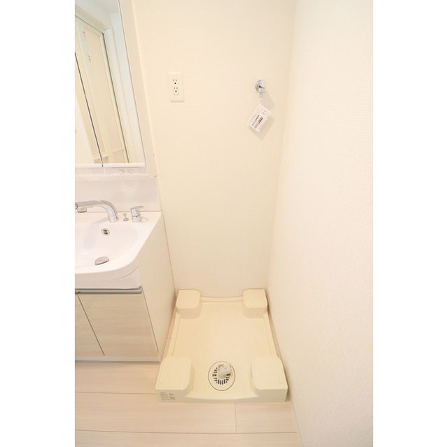 アドバンス西梅田ビオス