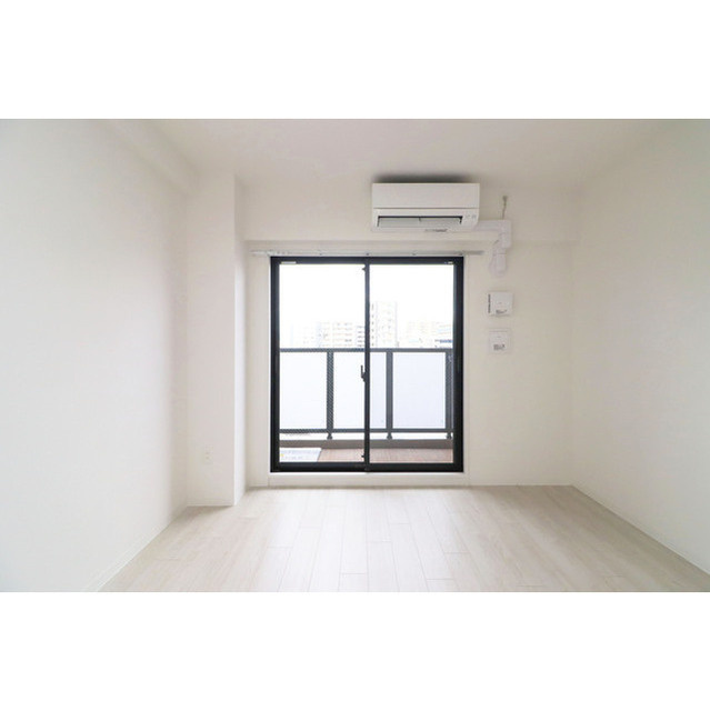 アドバンス西梅田ビオス