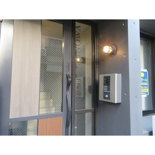 ＫＯＳＴＩＣ　ＭＩＮＯＷＡのエントランス|エントランス