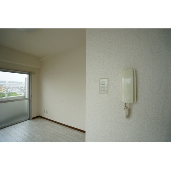 エレガンス綾瀬６のその他|インターホン
