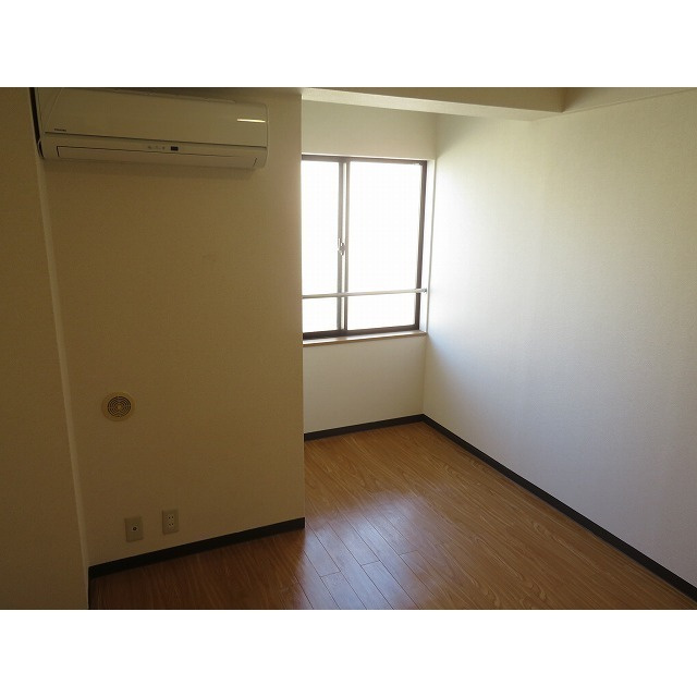 ＬＵＭＩＥＬＥ　Ｓ・ＫⅡの居間・リビング|洋室