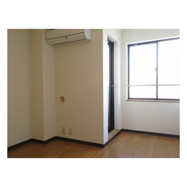 ＬＵＭＩＥＬＥ　Ｓ・ＫⅡの居間・リビング|洋室