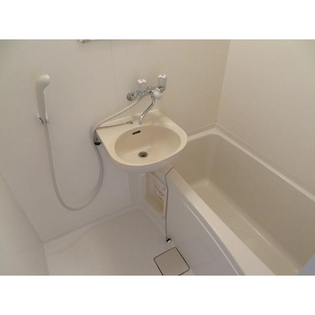 ＬＵＭＩＥＬＥ　Ｓ・ＫⅡの浴室|バス