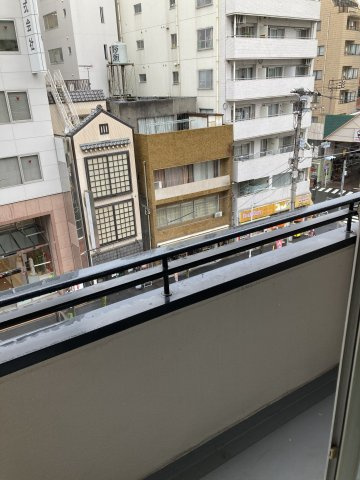 ユーコート新御徒町のバルコニー